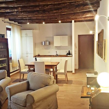 Wallace Luxury Home Verona Bagian luar foto