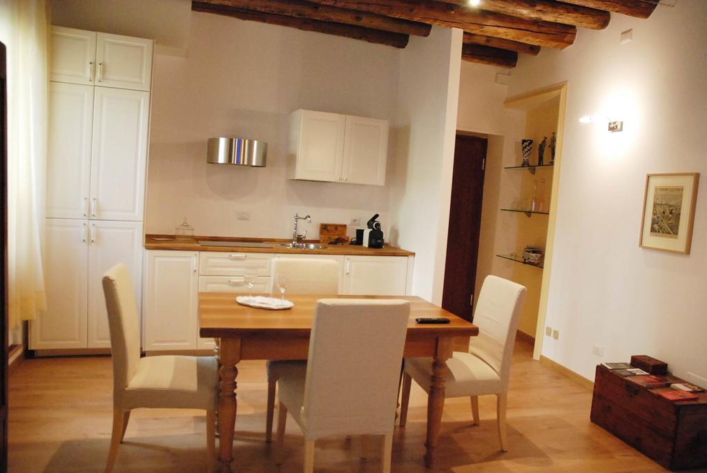 Wallace Luxury Home Verona Bagian luar foto
