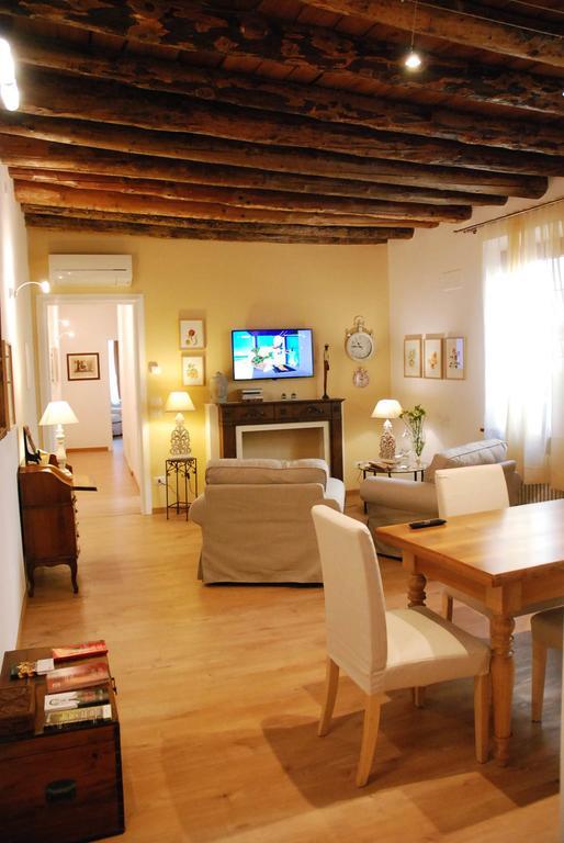 Wallace Luxury Home Verona Bagian luar foto